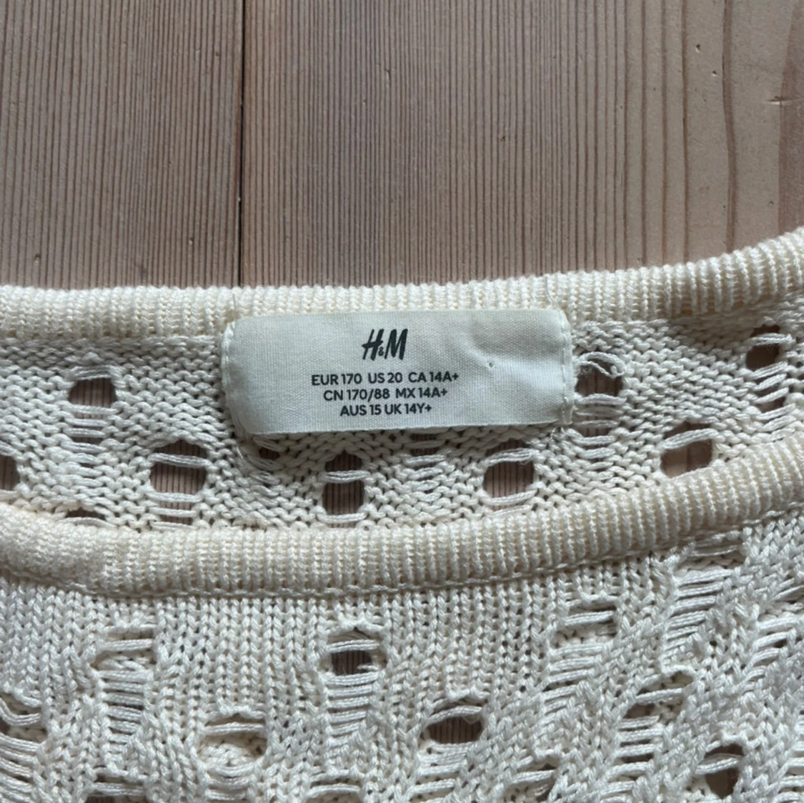 hålstickad tröja  - 90