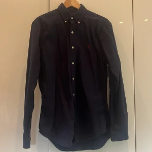 Ralph lauren skjorta - Sjukt snygg Ralph lauren skjorta i storlek M och i jätte fint skick 