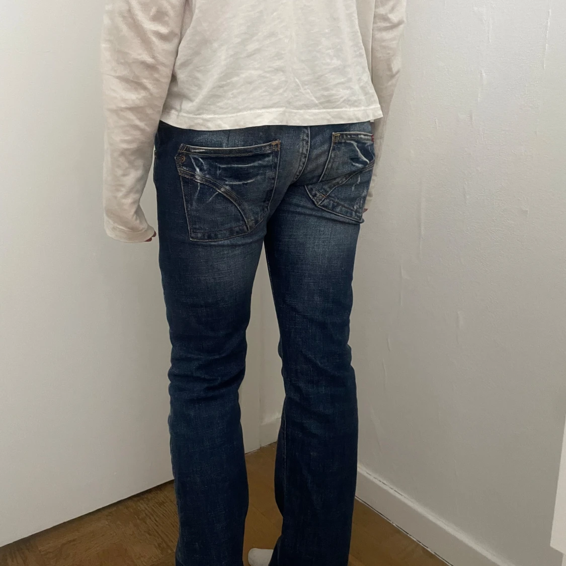 Low waist bootcut jeans