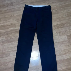 Carhartt master pant - Cond 8/10 Storlek 32/34