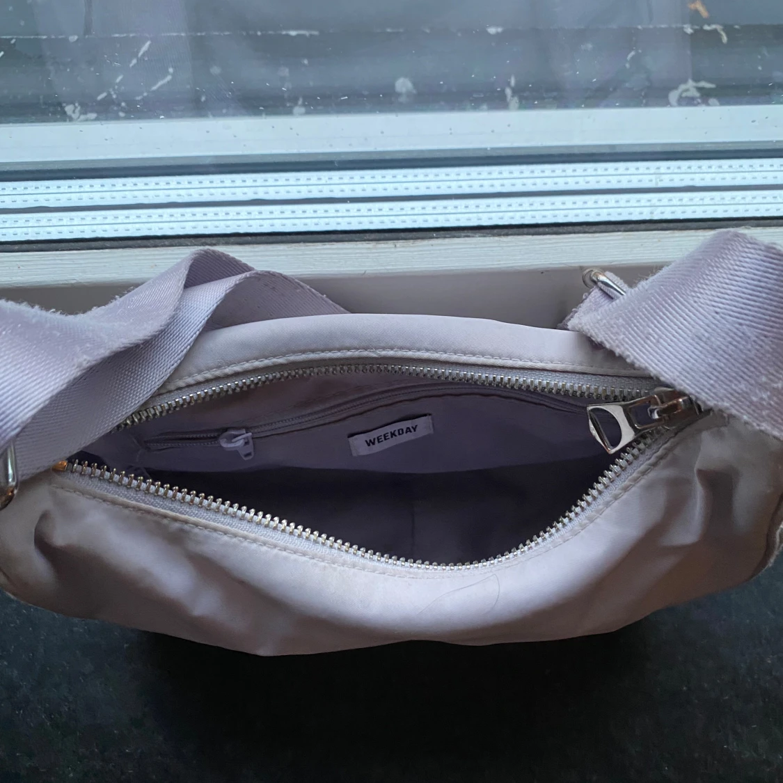 Lila handväska - 92