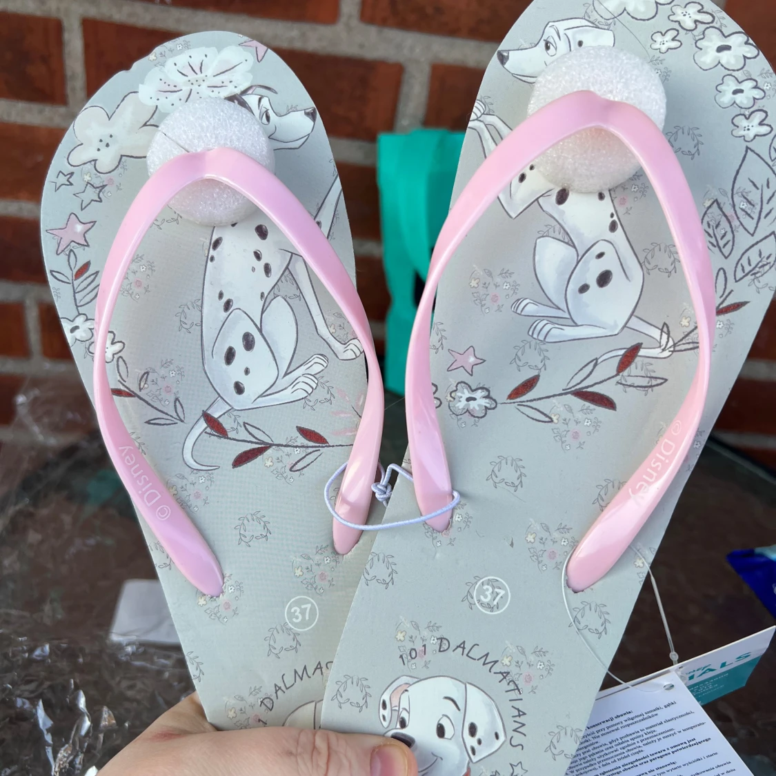 Nya Disney flipflop med 101 dalmatinerna motiv :) Strl 38 - 90