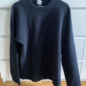 Zara Stickad Tröja - Väldigt bra skick 