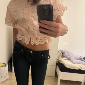 Jättesöt rosa topp - En söt topp från barnavdelningen som passar även storlek XS🩷😽