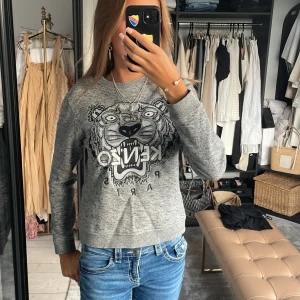 Kenzo tröja🥰🥰 - Säljer denna jätte fina kenzo tröja🥰🥰