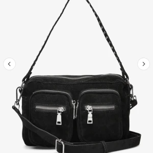 Väska  - Säljer denna väska från noella, bra skick, köpte för 750 kr, pris går att diskutera 