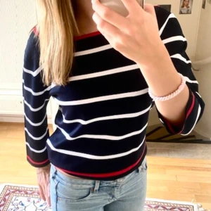 Randig topp - Trevlig randig topp i viskos/nylon