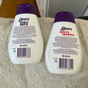 Natusan babyolja Libero bubbelbad bubbel bath wash & schampoo babyvård babybad baby bebis - Vet inte exakt hur mycket som är kvar i libero men troligen en bit mer än halva. Natusan babyolja kvar enligt bilder.
