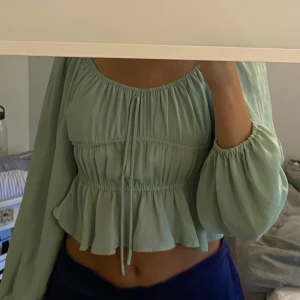 Blus - Söt blus från bik bok. Kommer tyvärr inte till användning längre,jättebra skick. 