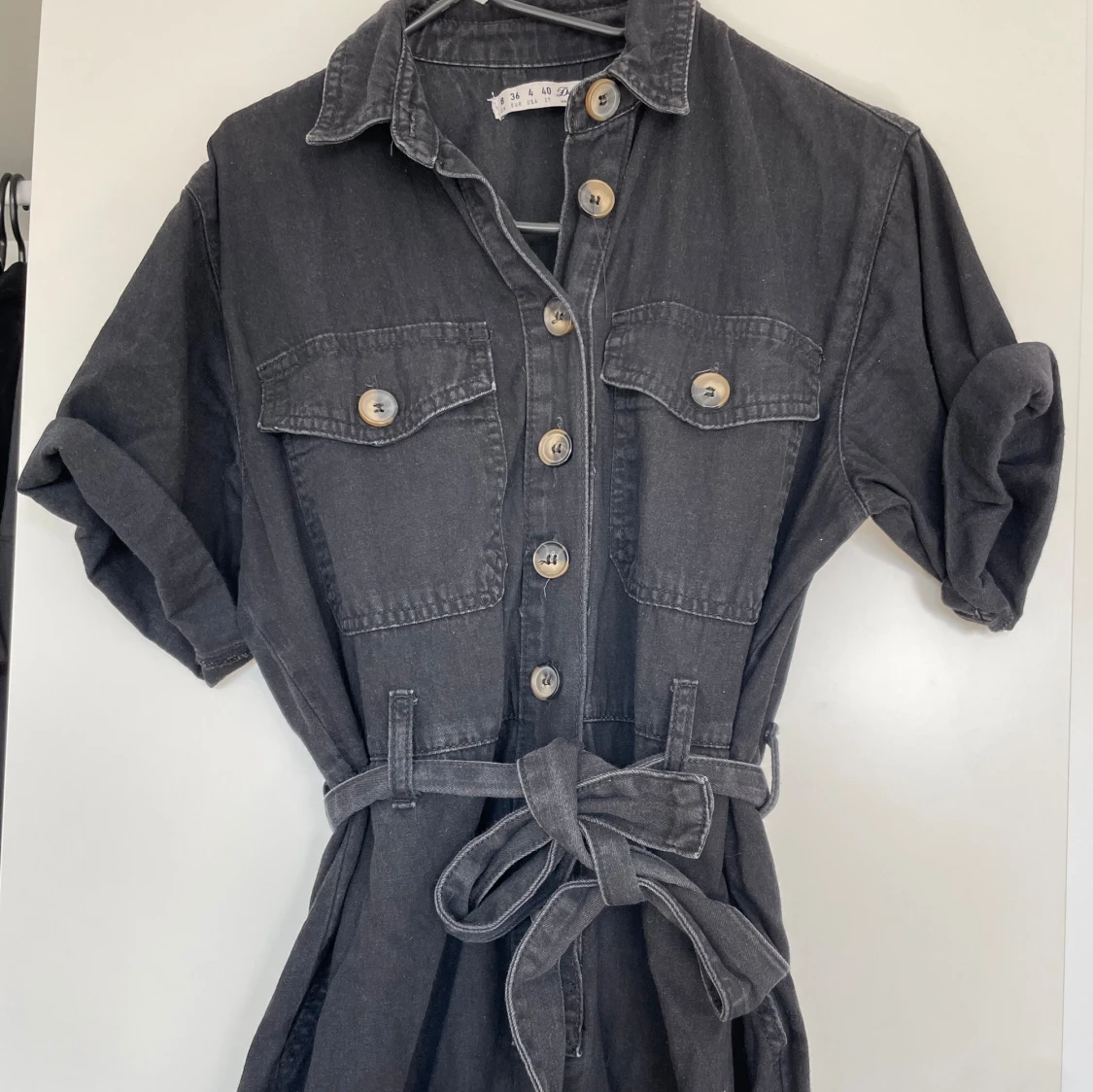 Svart jeansklänning från Denim & Co