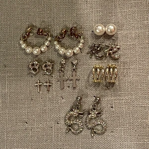 Silverörhängen⭐️ - Äkta silverörhängen⭐️😊 15 kr per par! 