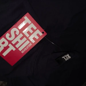 Nya t shirts/linne - Bomullströjor nya från stadium 60 kr styck, eller 100 för alla tre, (svart/turkos/vit) 