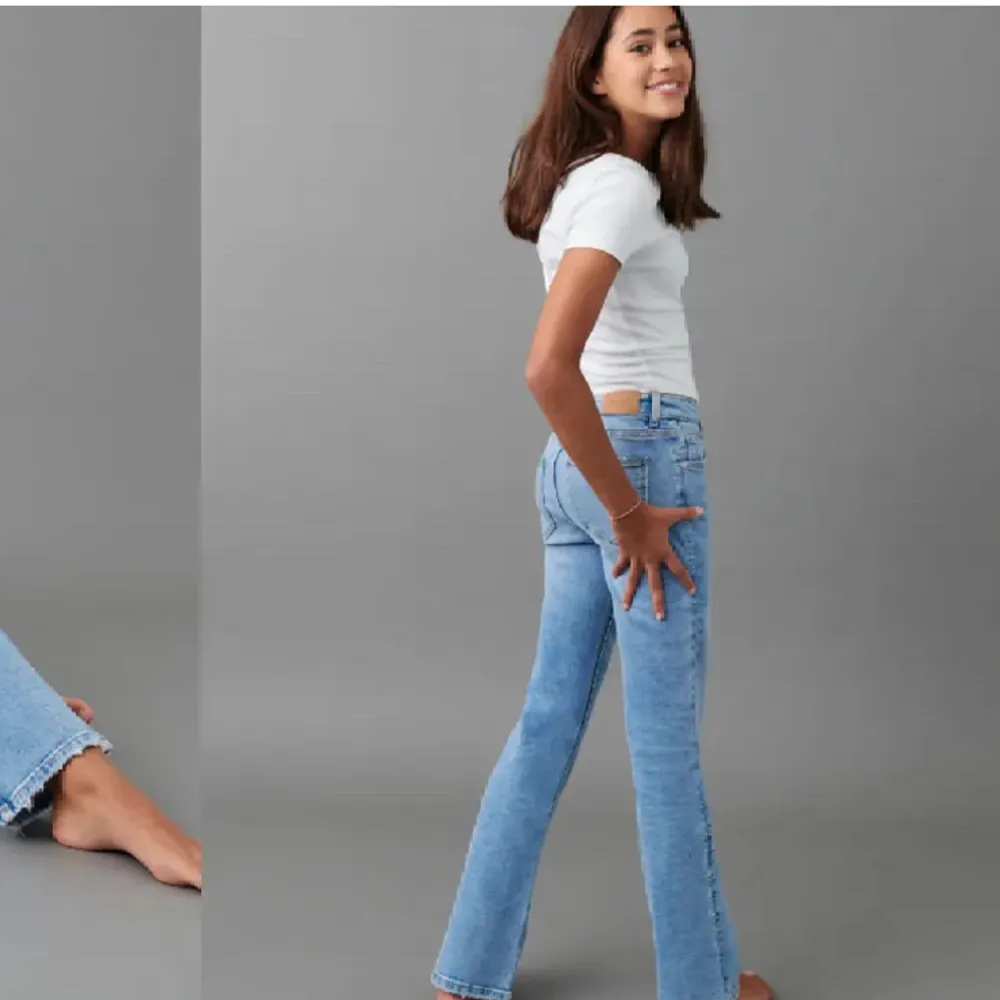Blå bootcut jeans från ginatricor dem är i storlek 158-164 ❤️ de har ett litet håll på ena knäet . Jeans & Byxor.