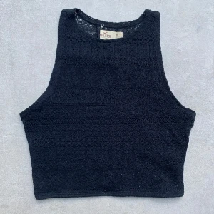 Snygg crop top - Fin festtopp❤️ Pris kan diskuteras!