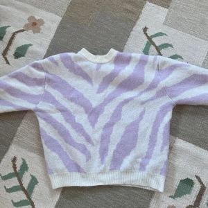 Behrska tröja - Ja en redig tjocktröja. Till våren kanske?