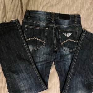 Snygga Armani kopia jeans köpta second hand💕hör av er för mer information💕