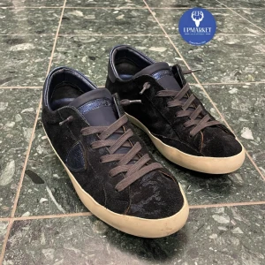 Philippe model- Skor - Hej🔹Trendiga och unika Philippe model sneakers som går att kombinera till alla outfits. Tveka inte på att kontakta oss i chatten vid frågor✅