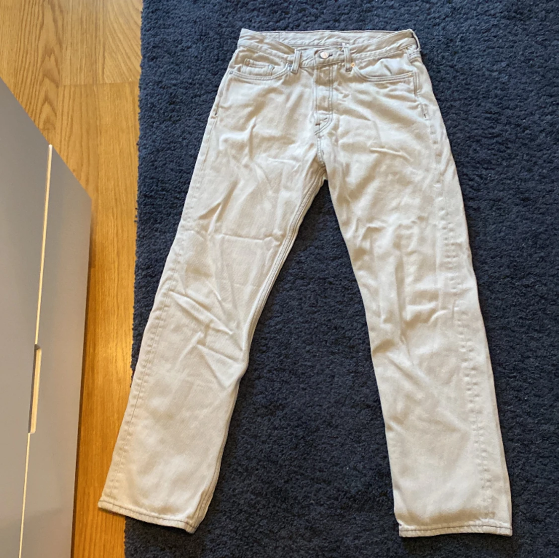Grå/vita jeans loose fit