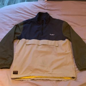 Buttergoods Anorak  - Buttergoods anorak jacka. Storlek M. Knappt använd