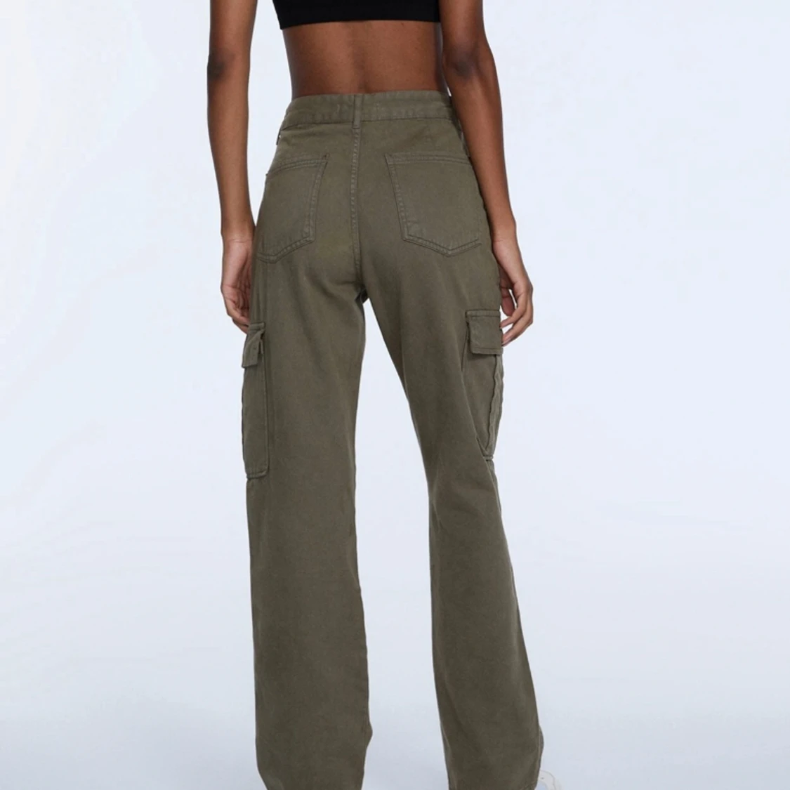 Cargobyxor från stradivarius. - 90