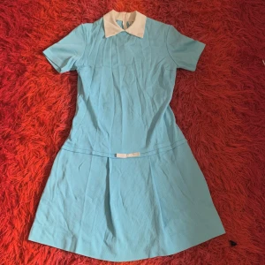 Klänning - Vintageklänning, behöver strykas🫣