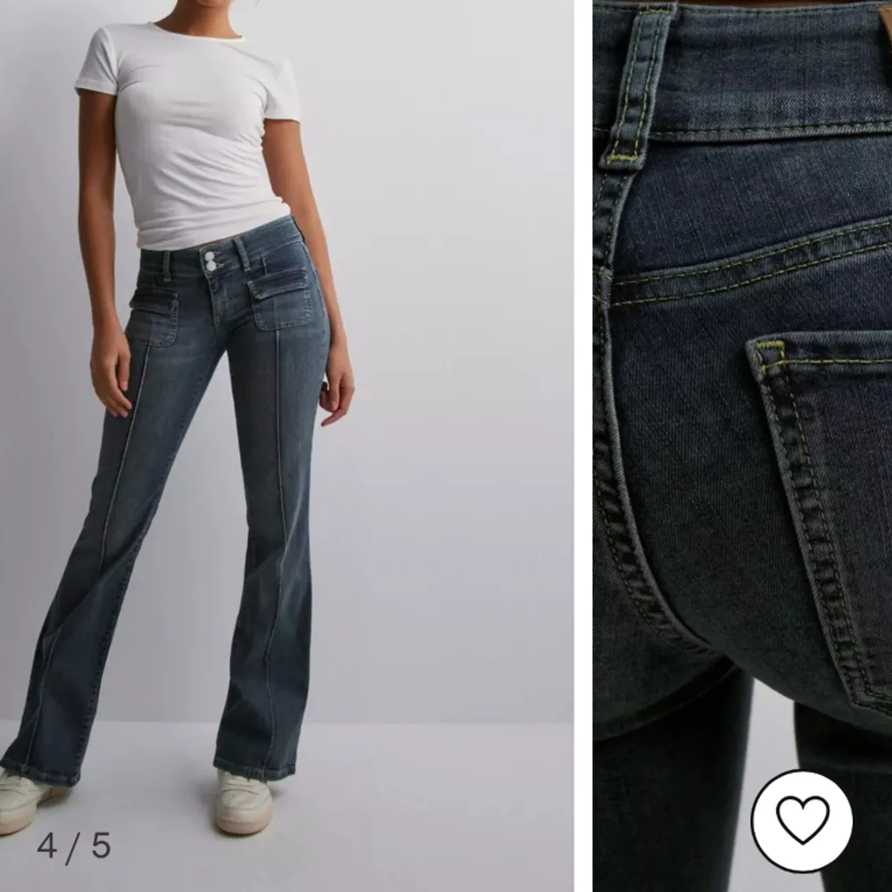 Jeans från Nelly. Originalproduktioner 699kr. Säljer ej under 450kr. Jeansen är i gott skick och använda fåtal gånger. Deras vintage jeans. Slutsålda i storleken på hemsidan. Vid brett intresse startar jag budgivning . Jeans & Byxor.