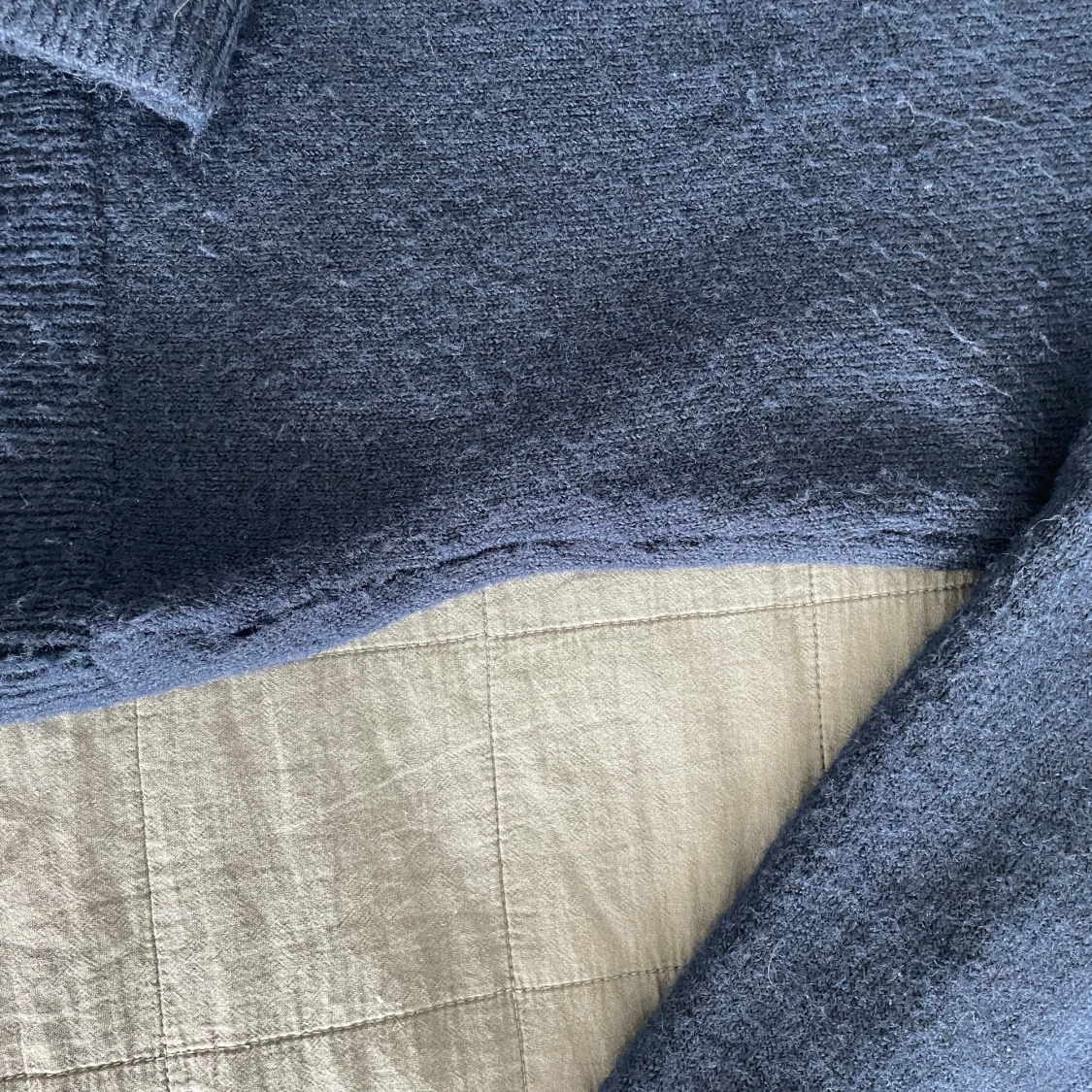 Stickad tröja  - 91