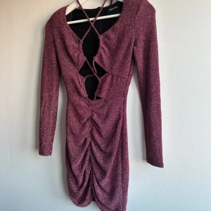 Populär bershka klänning  - Storlek xs Använd 1 gång 