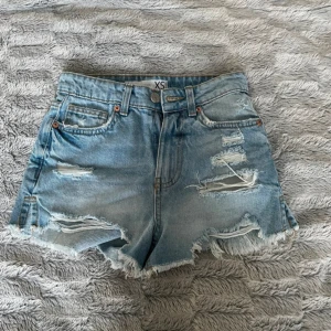 Jeansshorts  - Helt nya ifrån new yorker som är försmå för mig