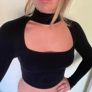 Zara topp  - Söt topp från Zara som ej kommer till användning längre 