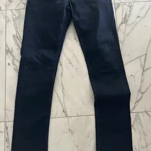 Replay Hyperflex Grover,  superstretch jeans , storlek 31/32 , mörkblå . Används 1 ggr 