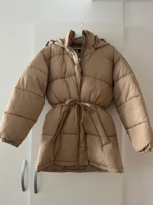 Vinterjacka från Bikbok - Använd en vinter, storlek S, bra skick