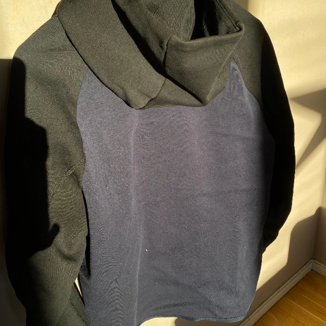 Nike Tech Hoodie - 90