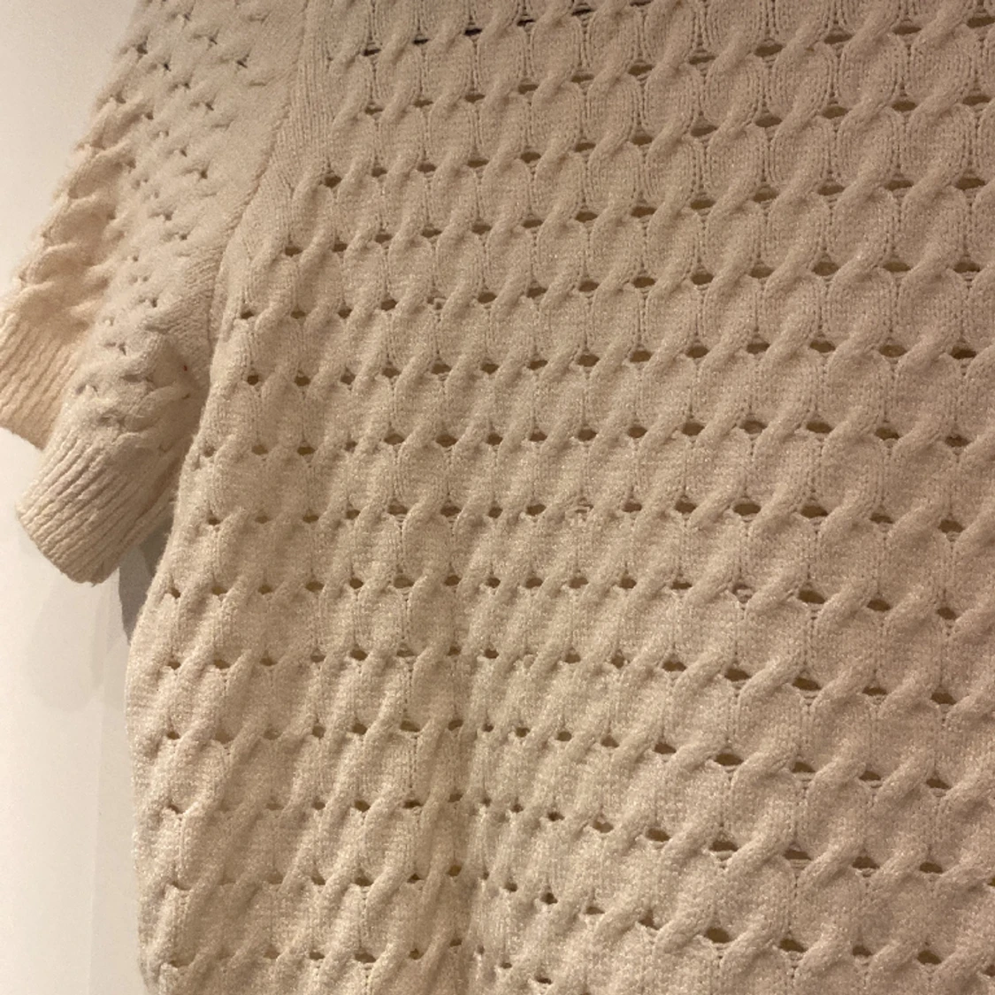 Stickad t-shirt  - 90