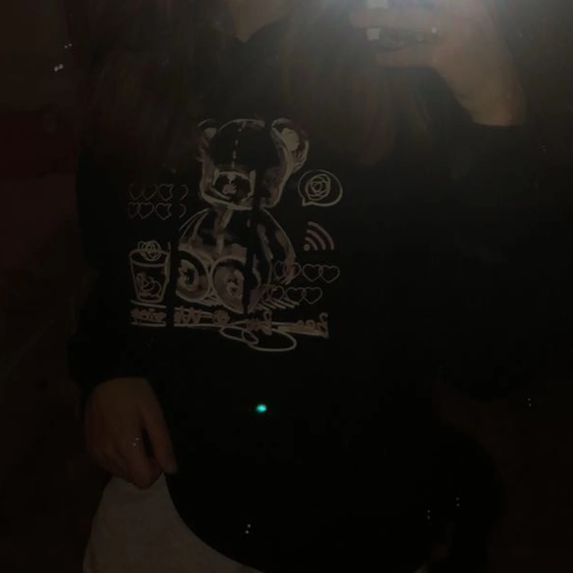 Varm hoodie med Teddy Björn på den