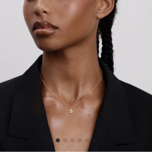 ANI halsband i S - Superfint ANI halsband som inte kommit till användning, aldrig använt ligger i sin ordinarie förpackning. Superfin 🩷🩷