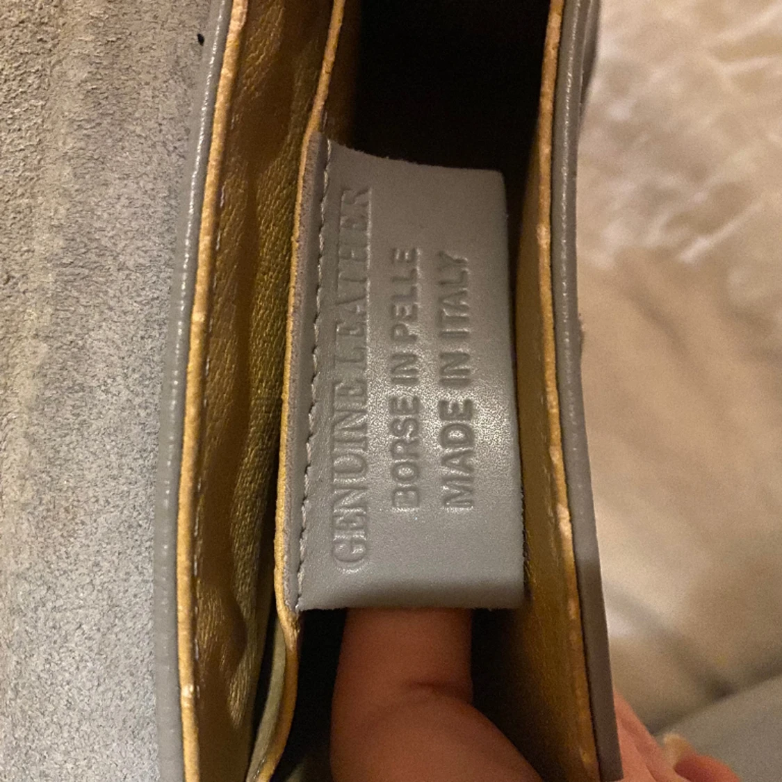 Grå läderväska - 91