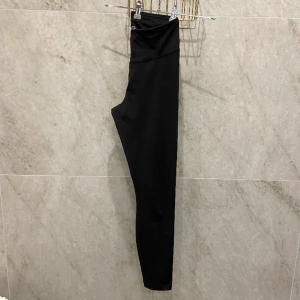Träning tights - Knappt använda 