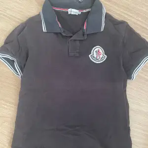 Moncler piké  Äkta