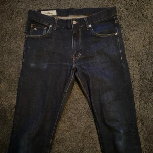 J.Lindeberg jeans - Säljer nu dessa sjukt snygga jeans från J.Lindeberg (slimfit) | Använd ett fåtal gånger | Skriv om du undrar nåt 