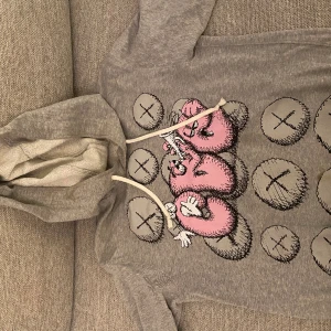 Comme des garcons hoodie - Cdg x kaws hoodie
