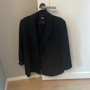 Oversize kavaj  - I fint skick lite tjockare i materialet 