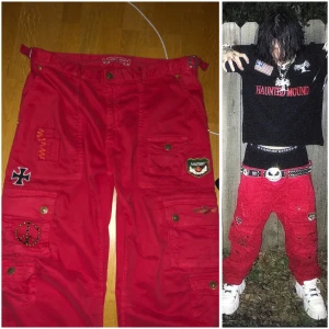 Robins Jeans Call Of Duty Cargos - GRAILEN Röda Robins Jeans Cargos Size 38 real Haunted Mound Globoy Swag🙏Sedda på Sematary och på Chief Keef i annan färg💯💯💯🙏🙏🙏Priset kan diskuteras🤞🏼🤞🏼💯💯