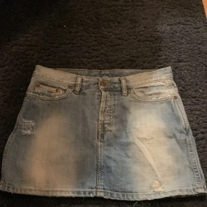 Levis kjol❤️ - Ganska sliten och använd