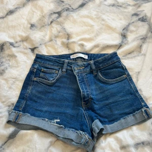 Lågmidjade shorts  - Supersnygga lågmidjade shorts 