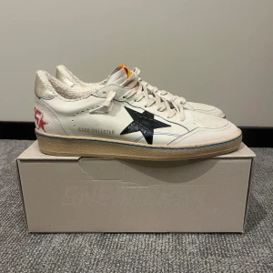 GOLDEN GOOSE SKOR - HELT NYA GOLDEN GOOSE SKOR ALLT OG FINNS I STORLEK 41,42,43,44   PRIS 2999 