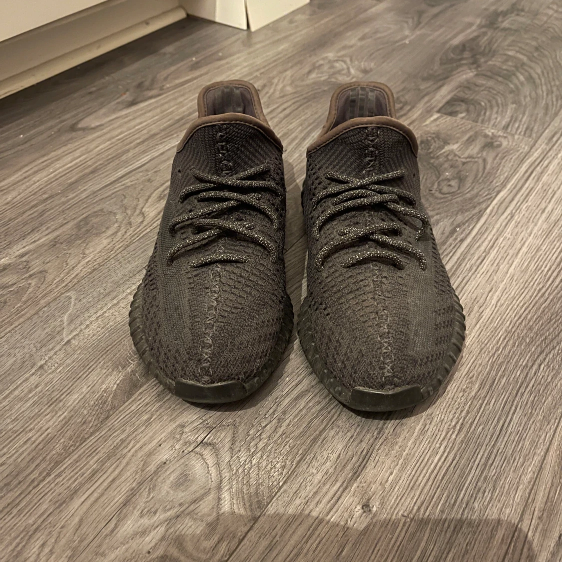 adidas Yeezy Boost 350 V2 - 90