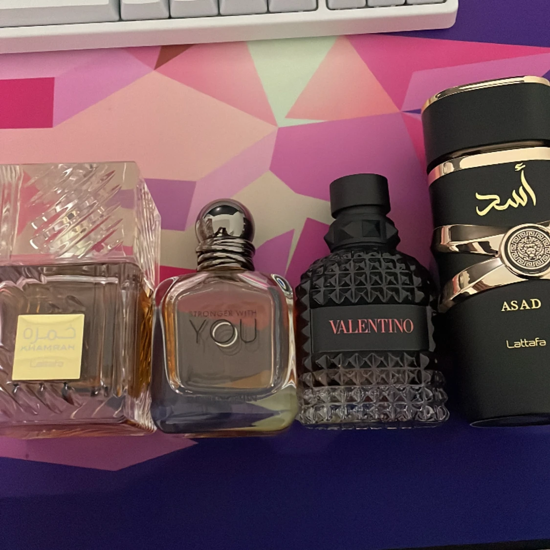 Hej! Jag säljer sampels på olika parfymer  - 91