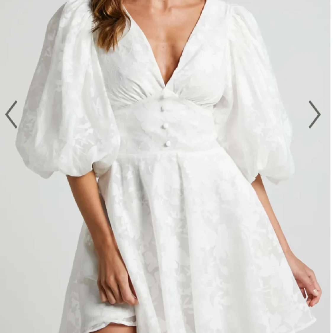 Vit klänning från show po - 91