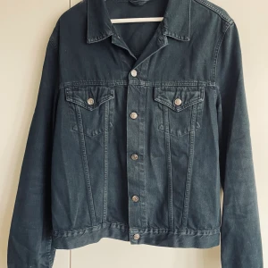 Acne Jeansjacka - Fint skick, storlek 52 /  M